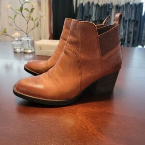 Born Brown Leather Ankle Boots Size 7